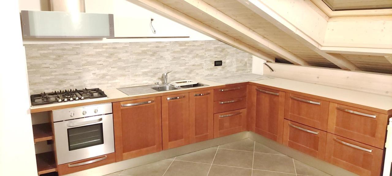 קוגולו Appartamento Mary - Casa Green - Dog Friendly, Box Auto מראה חיצוני תמונה